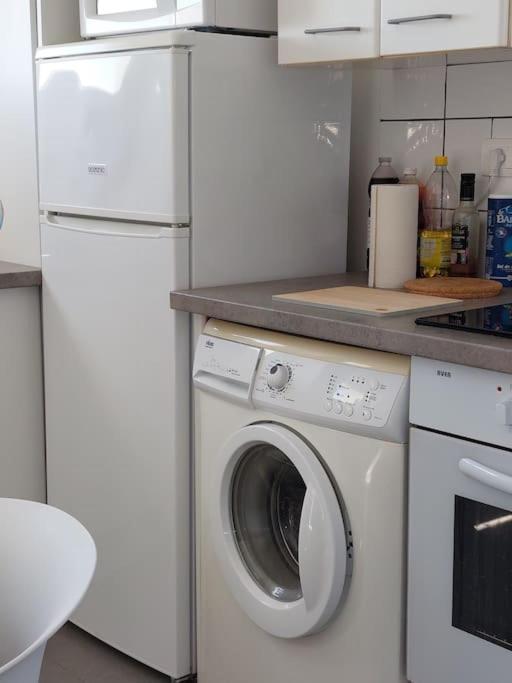 Apartment F3 Face A Cordouan