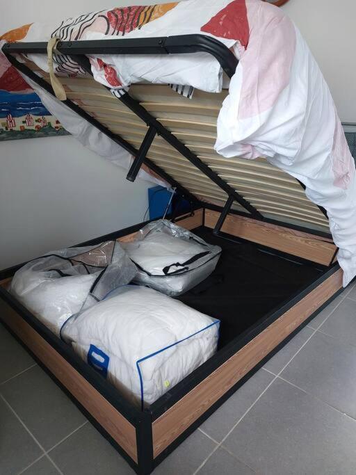 Apartment F3 Face A Cordouan